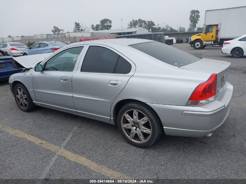 2005 Volvo S60 2.5T VIN: YV1RS592452466815 Lot: 39414664