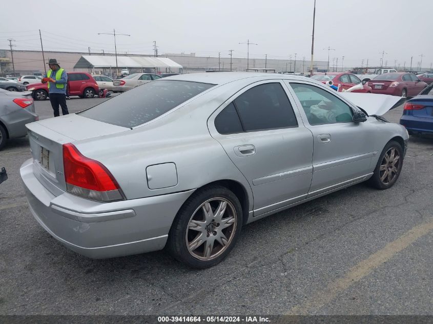 2005 Volvo S60 2.5T VIN: YV1RS592452466815 Lot: 39414664