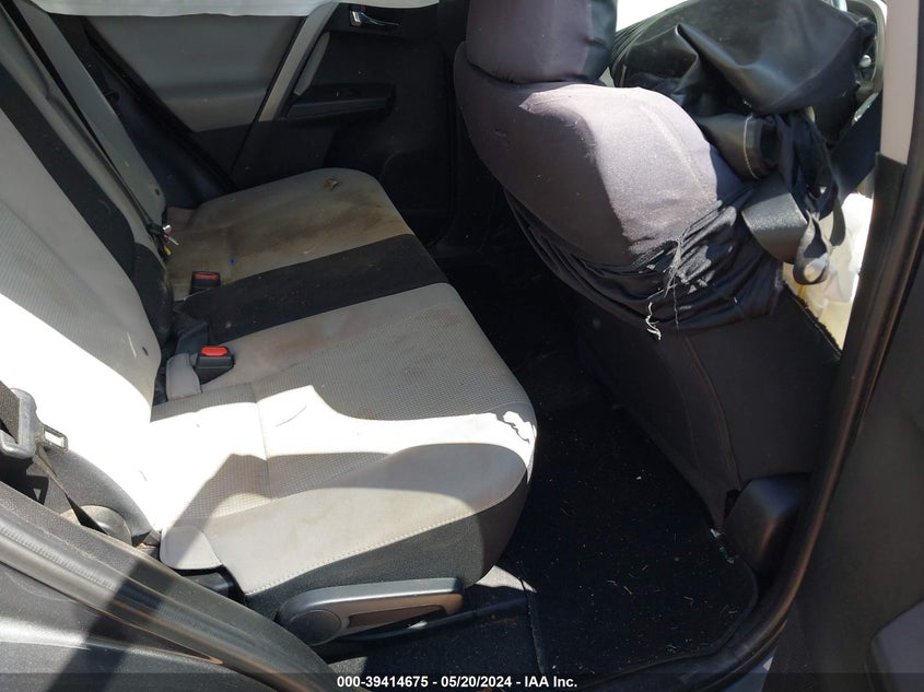 VIN 2T3WFREV0JW478448 2018 TOYOTA RAV4 XLE