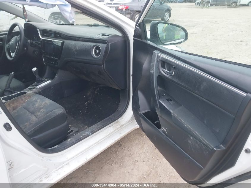 VIN 2T1BURHE7JC089574 2018 TOYOTA COROLLA LE