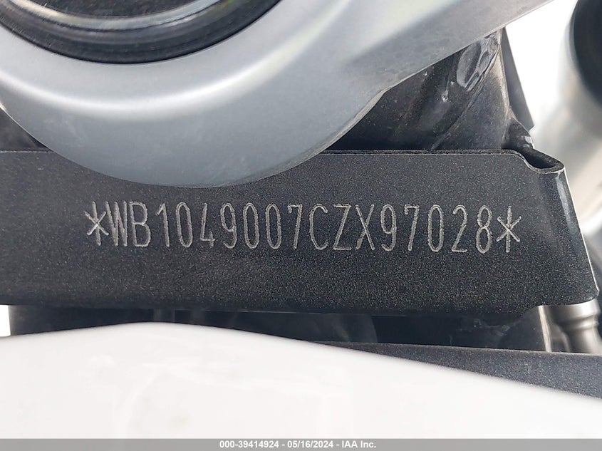 2012 BMW R1200 R - WB1049007CZX97028