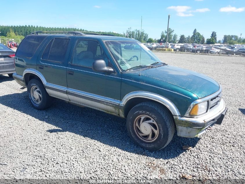 1996 Chevrolet Blazer VIN: 1GNDT13WXT2288933 Lot: 39414946