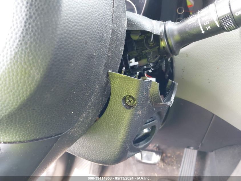 2014 Kia Soul + VIN: KNDJP3A55E7027401 Lot: 39414958