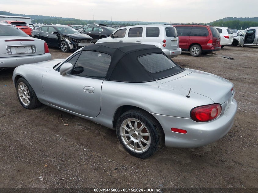 2001 Mazda Mx-5 Miata Ls/Special Edition VIN: JM1NB353210202229 Lot: 39415066