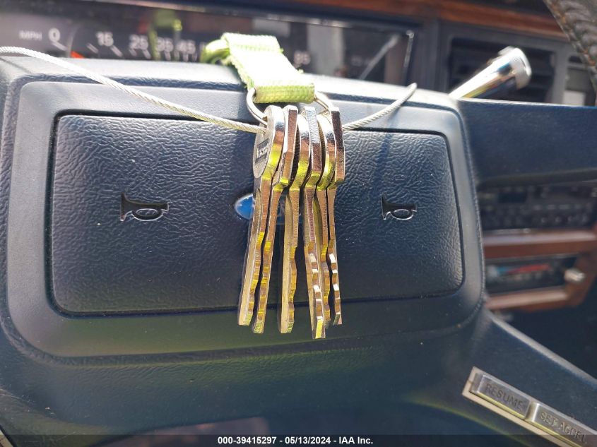 1989 Ford Crown Victoria Lx VIN: 2FABP74F1KX202870 Lot: 39415297