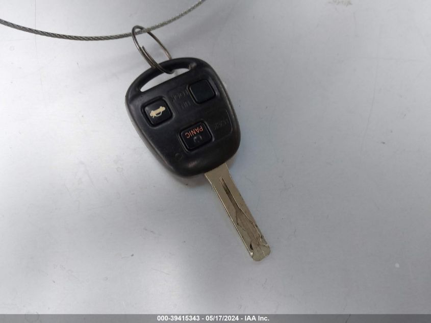 2005 Lexus Es 330 VIN: JTHBA30G155106230 Lot: 39415343