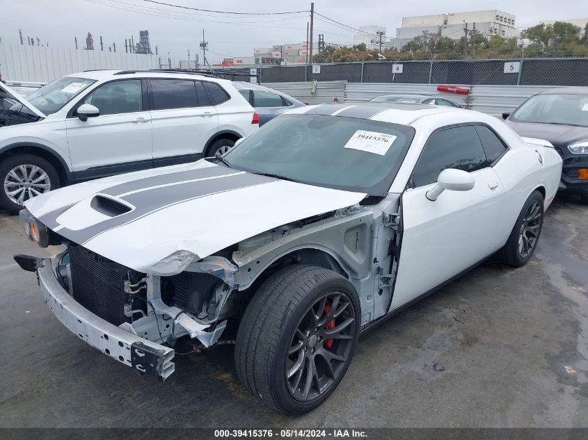 2C3CDZDJ3GH117574 2016 DODGE CHALLENGER - Image 2