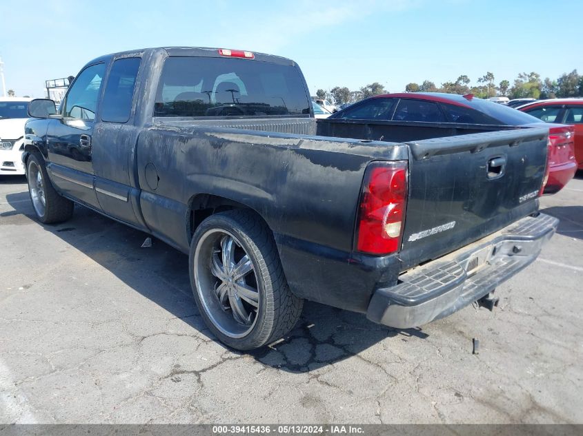 2005 Chevrolet Silverado 1500 Ls VIN: 2GCEC19T051241052 Lot: 39415436