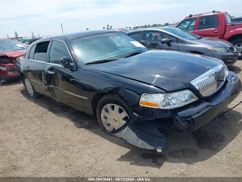 2005 Lincoln Town Car Signature L VIN: 1LNHM85WX5Y648436 Lot: 39415441