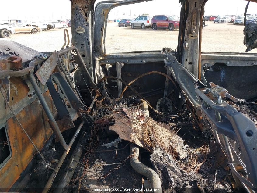 2022 Ram 3500 Big Horn 4X4 8' Box VIN: 3C63R3HL8NG348674 Lot: 39415455