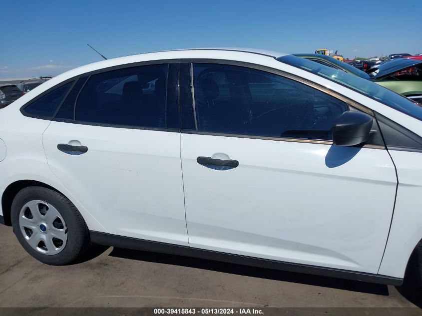 2017 Ford Focus S VIN: 1FADP3E2XHL230735 Lot: 39415843