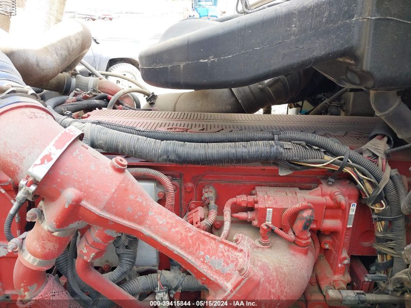 2005 International 9400 9400I VIN: 3HSCNAPR15N055751 Lot: 39415844