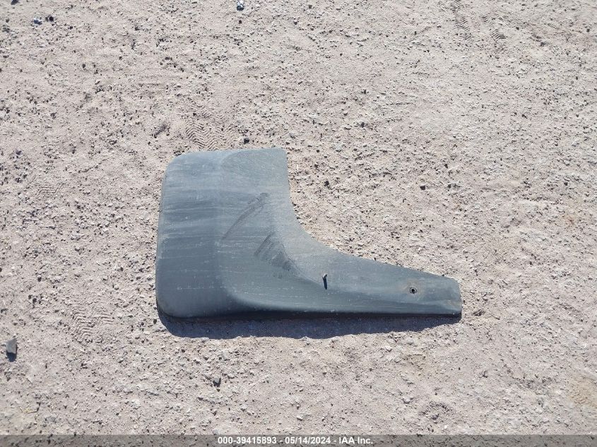 2003 Chevrolet Tracker Hard Top Base/Hard Top Lt VIN: 2CNBJ13C436913496 Lot: 39415893