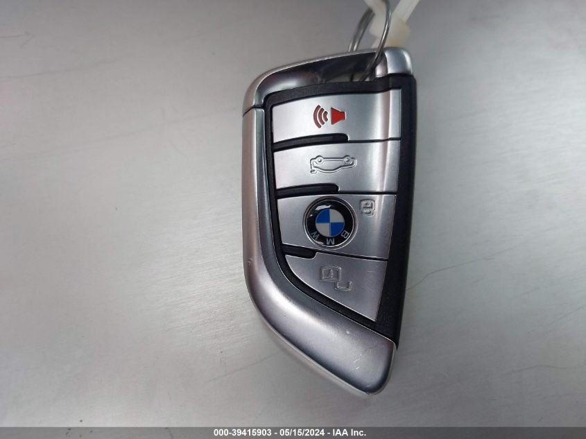 2019 BMW X7 xDrive40I VIN: 5UXCW2C59KL087797 Lot: 39415903