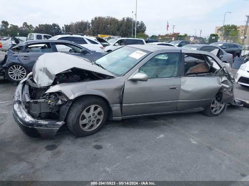 1999 Toyota Camry Le V6 VIN: JT2BF28K1X0200641 Lot: 39415923