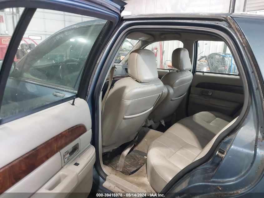 2010 Mercury Grand Marquis Ls (Fleet Only) VIN: 2MEBM7FV8AX606737 Lot: 39415978