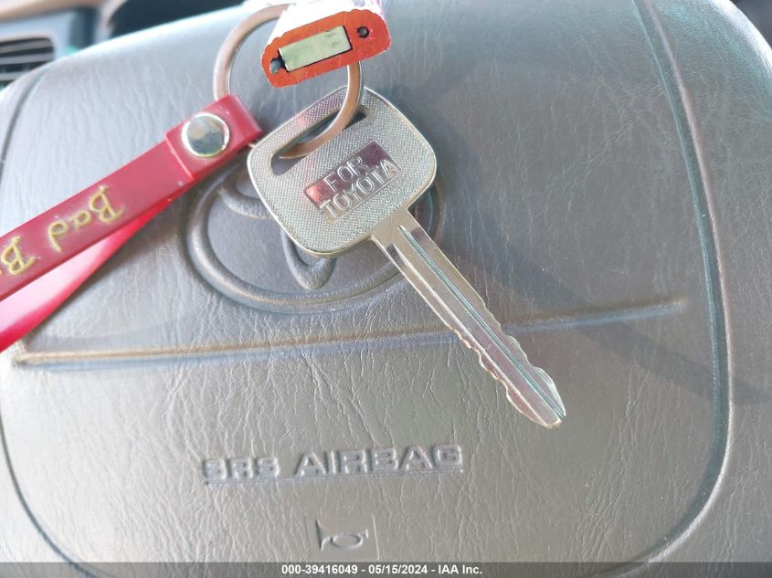 2000 Toyota Tacoma VIN: 4TANL42N4YZ62590 Lot: 39416049