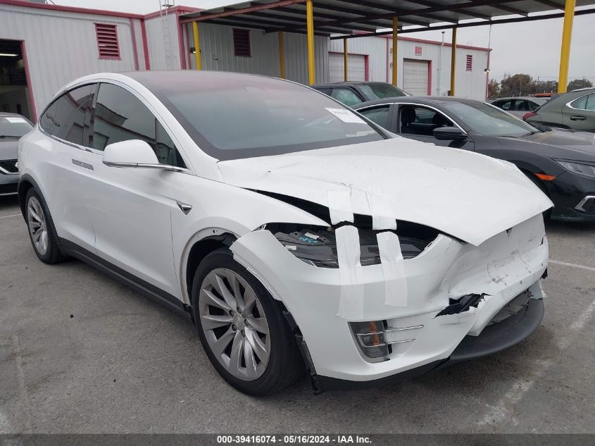 2017 Tesla Model X 100D/75D/90D VIN: 5YJXCDE2XHF044740 Lot: 39416074