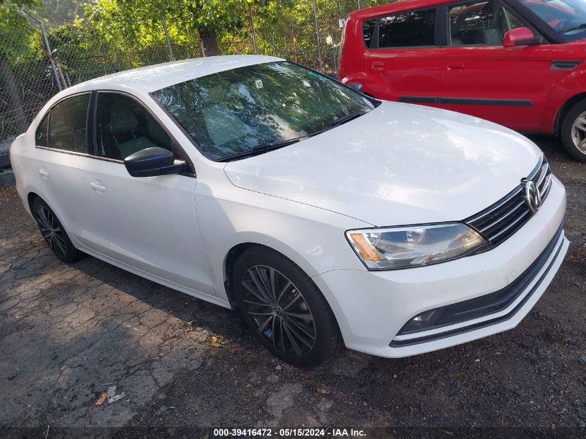 2016 Volkswagen Jetta 1.8T Sport VIN: 3VWD17AJ2GM241738 Lot: 39416472