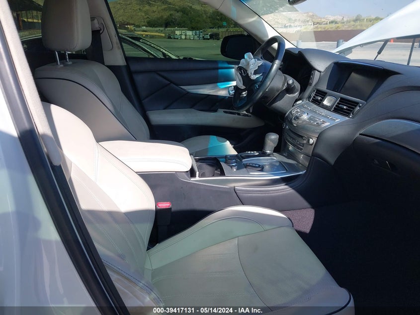 2016 Infiniti Q70 3.7 VIN: JN1BY1AP5GM220856 Lot: 39417131