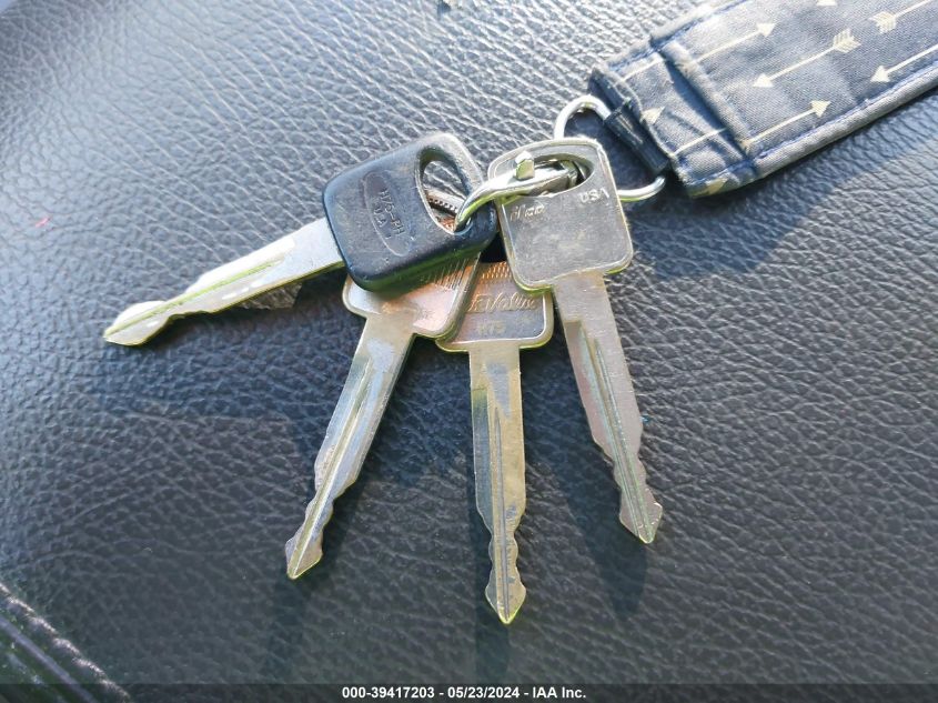 2000 Ford F-250 VIN: 1FTNX21F7YEB53019 Lot: 39417203