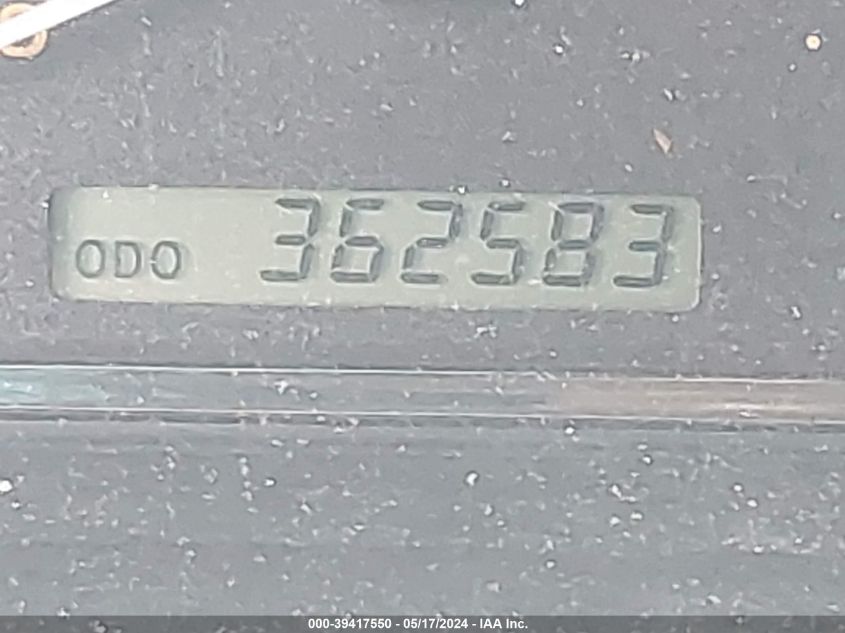 2005 Toyota Sequoia Limited V8 VIN: 5TDBT48A65S257334 Lot: 39417550