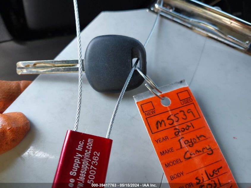 2021 Toyota Camry Le VIN: 4T1C11AK5MU528031 Lot: 39417763