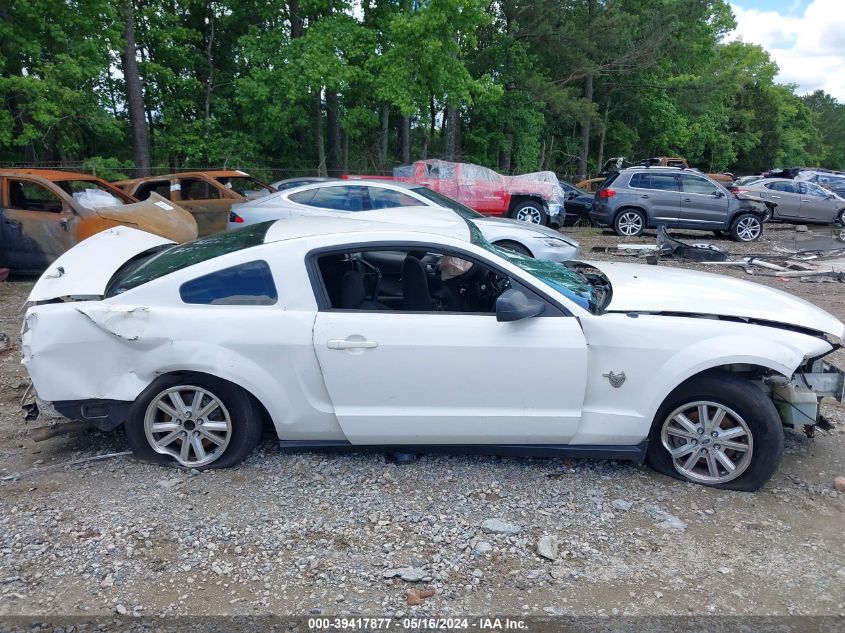 2009 Ford Mustang V6/V6 Premium VIN: 1ZVHT80N095130698 Lot: 39417877