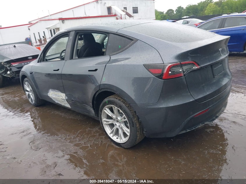 VIN 7SAYGDEE0NA021997 2022 TESLA MODEL Y