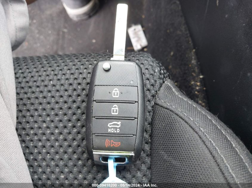 2020 Kia Optima Lx VIN: 5XXGT4L3XLG398646 Lot: 39418200