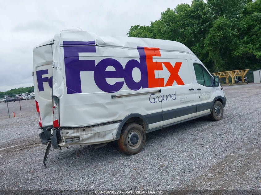 VIN 1FTYR3XMXJKB55907 2018 FORD TRANSIT-250 T-250