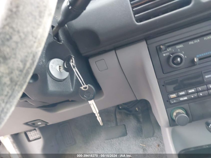 1996 Ford Escort Lx VIN: 1FASP15J3TW130521 Lot: 39418270