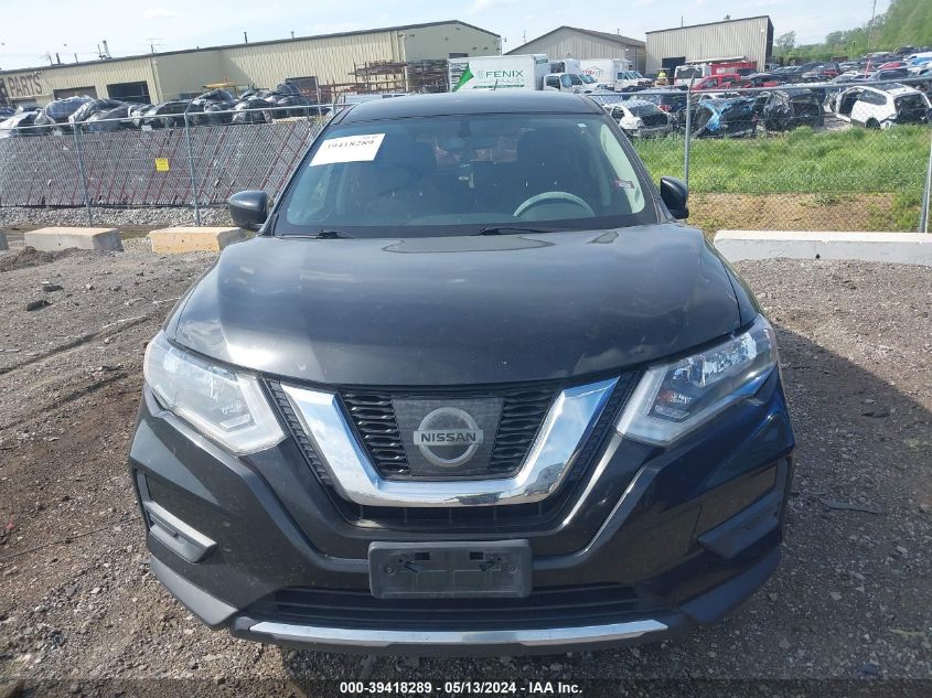 2017 Nissan Rogue S VIN: JN8AT2MTXHW400348 Lot: 39418289