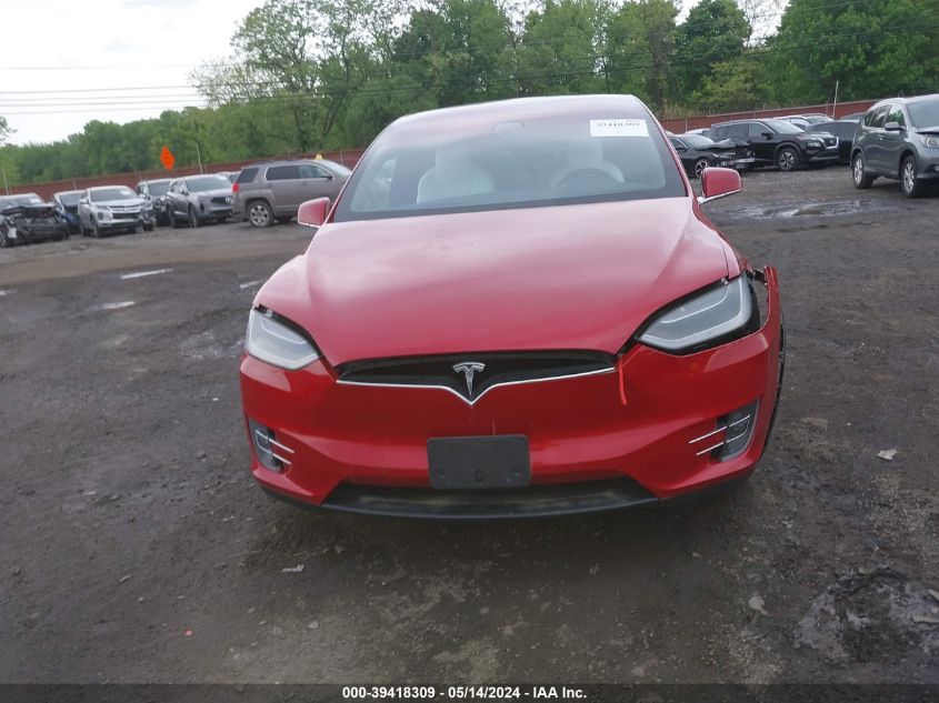 2017 Tesla Model X 100D/75D/90D VIN: 5YJXCBE28HF054171 Lot: 39418309