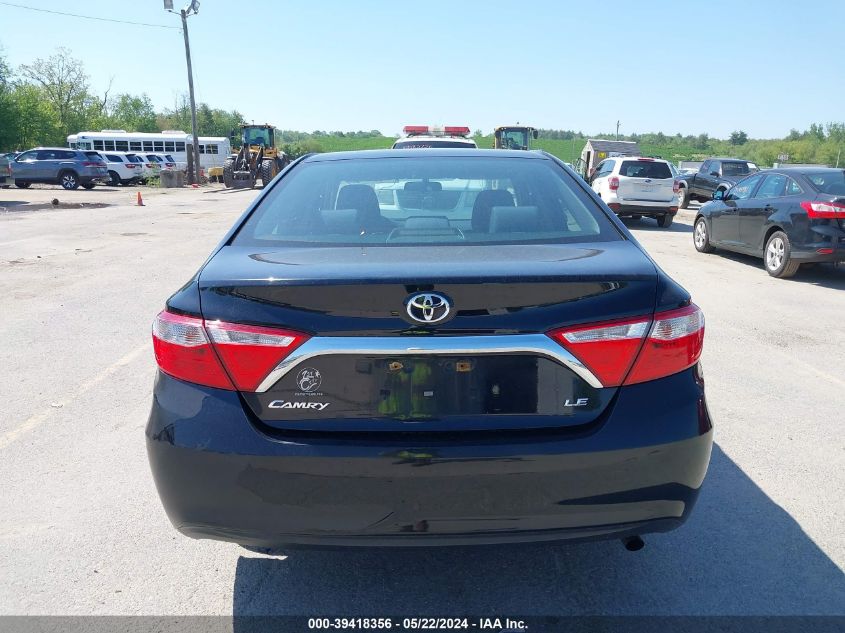 2017 Toyota Camry Le VIN: 4T1BF1FKXHU452155 Lot: 39418356