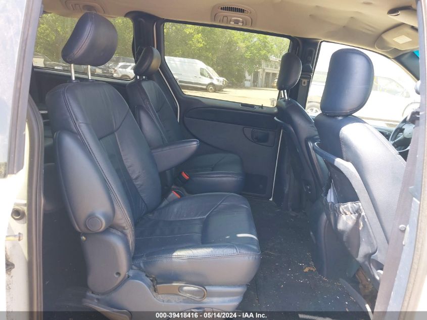 2002 Dodge Grand Caravan Es VIN: 2B8GP54L62R559228 Lot: 39418416