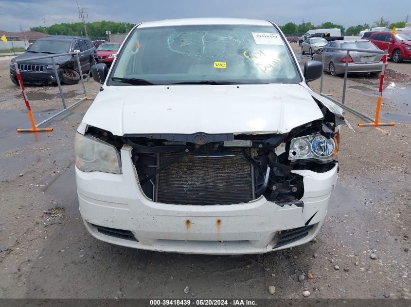 2010 Chrysler Town & Country Lx VIN: 2A4RR4DE0AR204082 Lot: 39418439