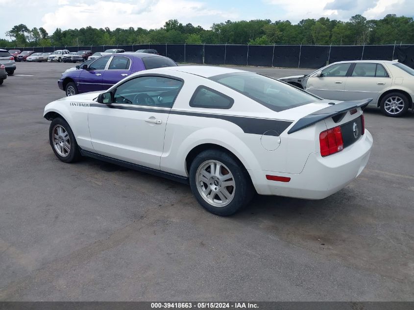 2007 Ford Mustang V6 Deluxe/V6 Premium VIN: 1ZVFT80NX75260315 Lot: 39418663