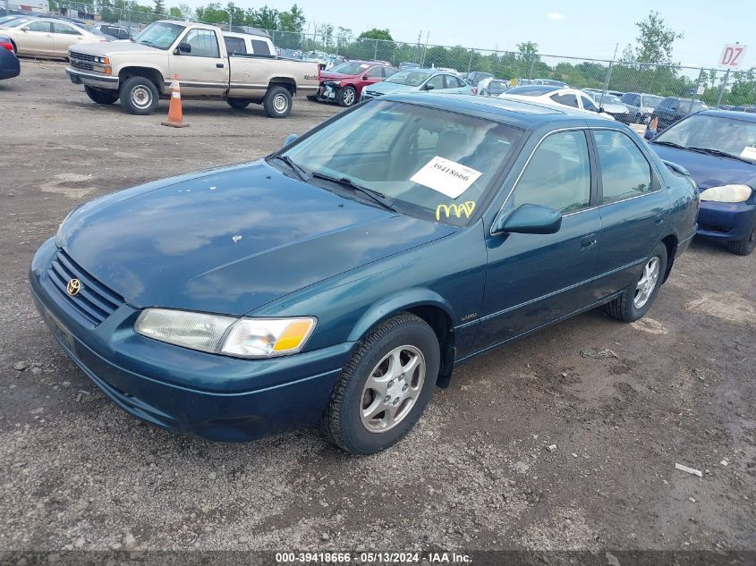 1998 Toyota Camry Le VIN: 4T1BG22K8WU198077 Lot: 39418666