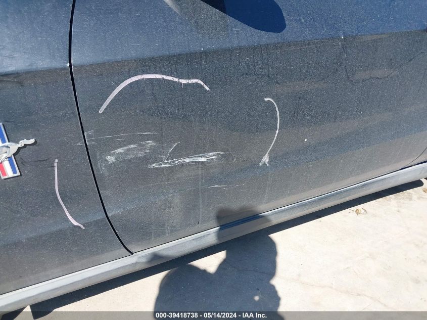 2011 Ford Mustang V6 Premium VIN: 1ZVBP8AM8B5147948 Lot: 39418738