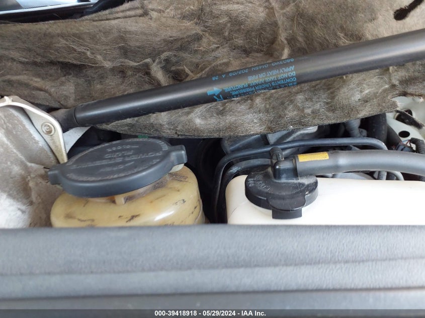 2010 Toyota Camry Le VIN: 4T1BF3EKXAU528573 Lot: 39418918