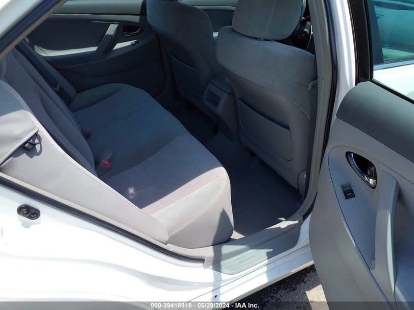 2010 Toyota Camry Le VIN: 4T1BF3EKXAU528573 Lot: 39418918