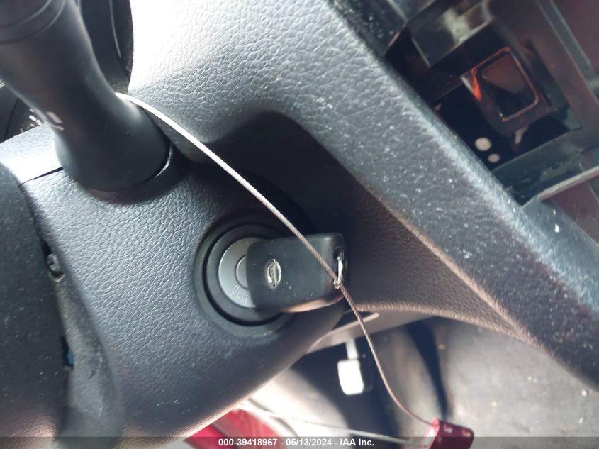 2015 Nissan Rogue S VIN: KNMAT2MT0FP560497 Lot: 39418967