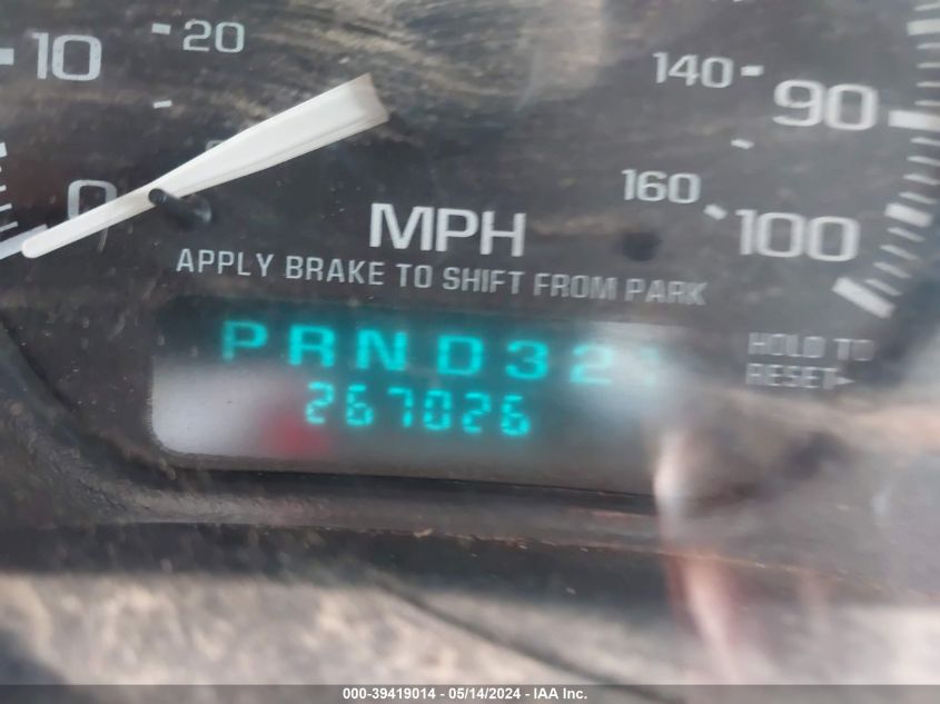 2001 Chevrolet Silverado 2500 VIN: 1GCGC24U01Z300262 Lot: 39419014