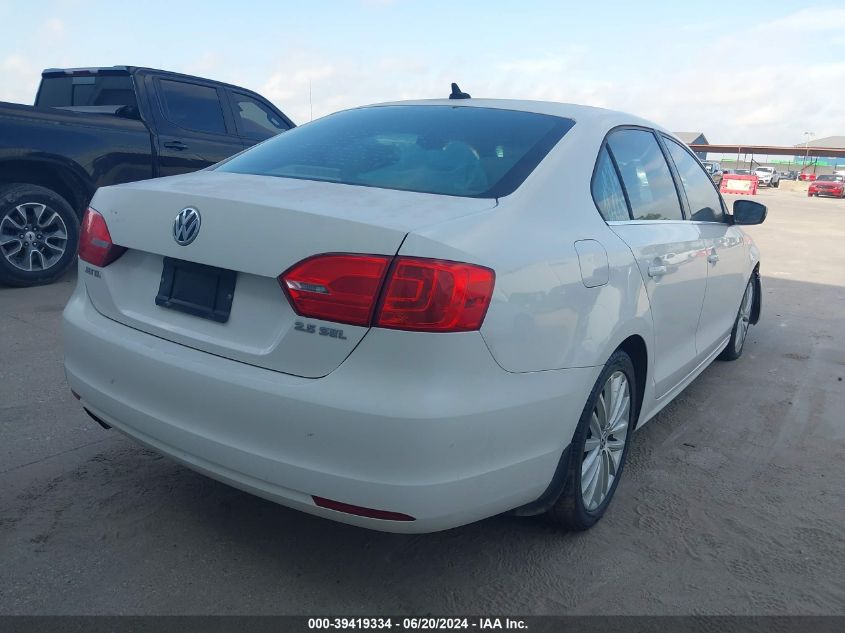 2011 Volkswagen Jetta 2.5L Sel VIN: 3VWLX7AJ8BM375205 Lot: 39419334