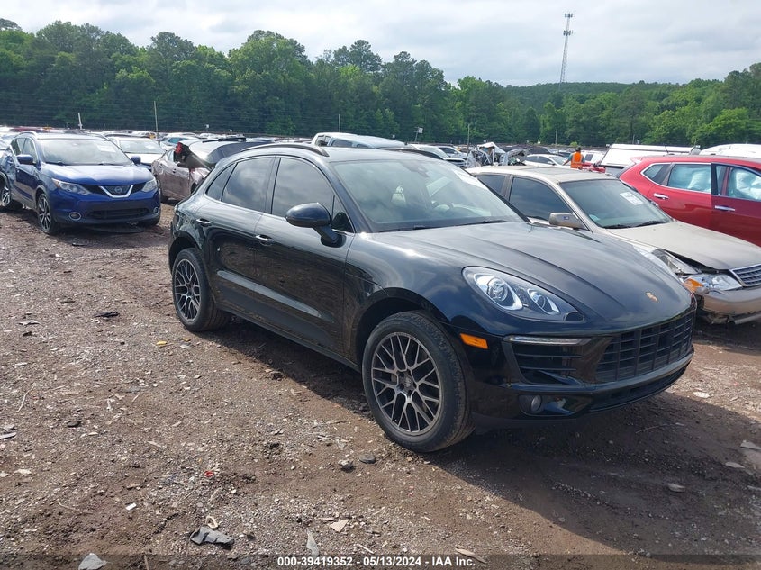 2018 PORSCHE MACAN
