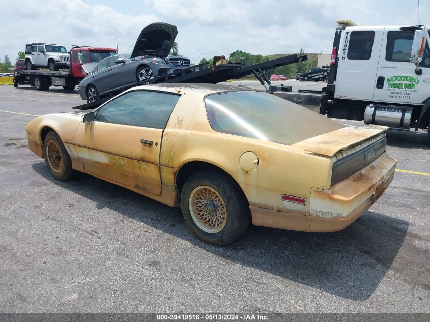 1985 Pontiac Firebird Trans Am VIN: 1G2FW87H4FN211902 Lot: 39419516