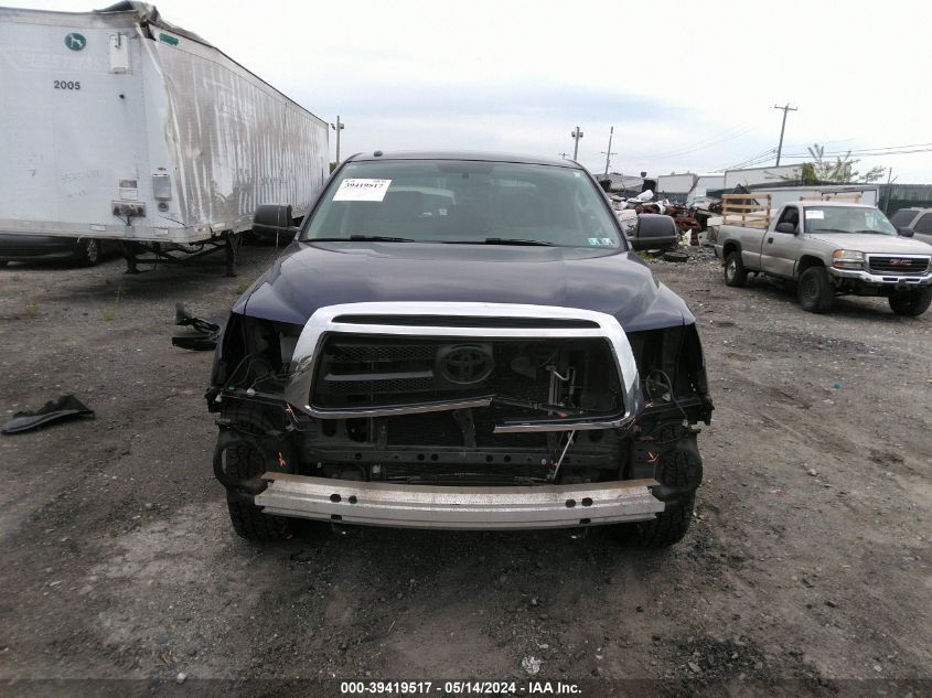 2011 Toyota Tundra Grade 5.7L V8 VIN: 5TFDY5F14BX186675 Lot: 39419517