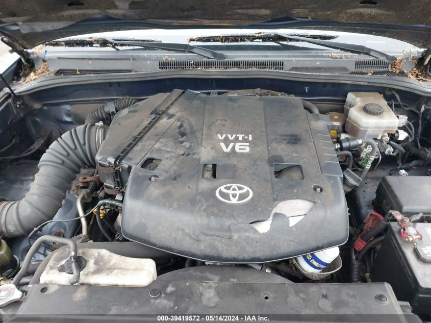 2004 Toyota 4Runner Sr5 V6 VIN: JTEBU14R848011617 Lot: 39419572