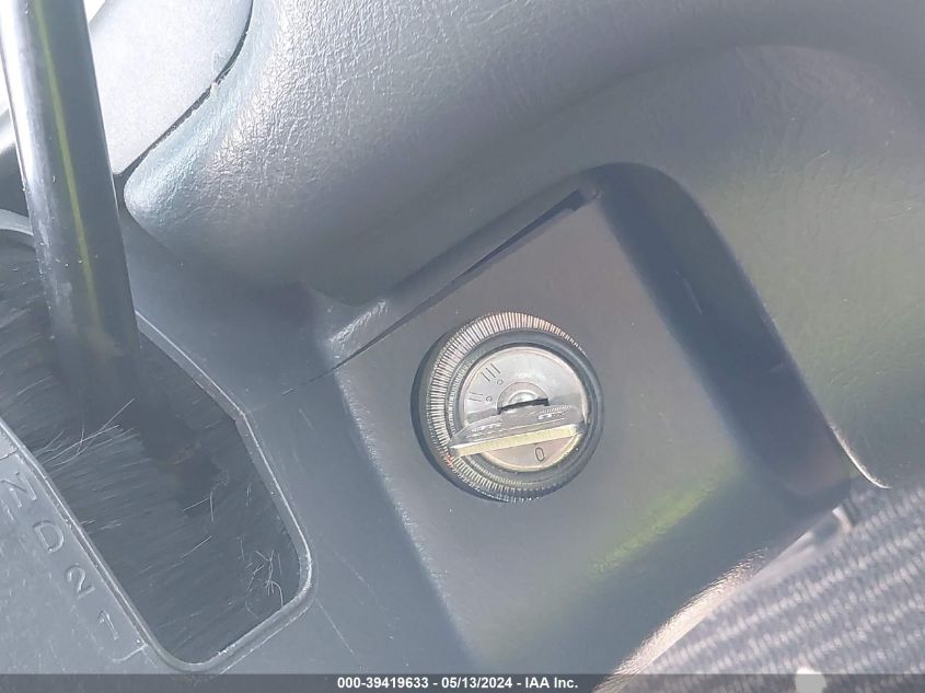 2000 Honda Cr-V Lx VIN: JHLRD2849YS003626 Lot: 39419633